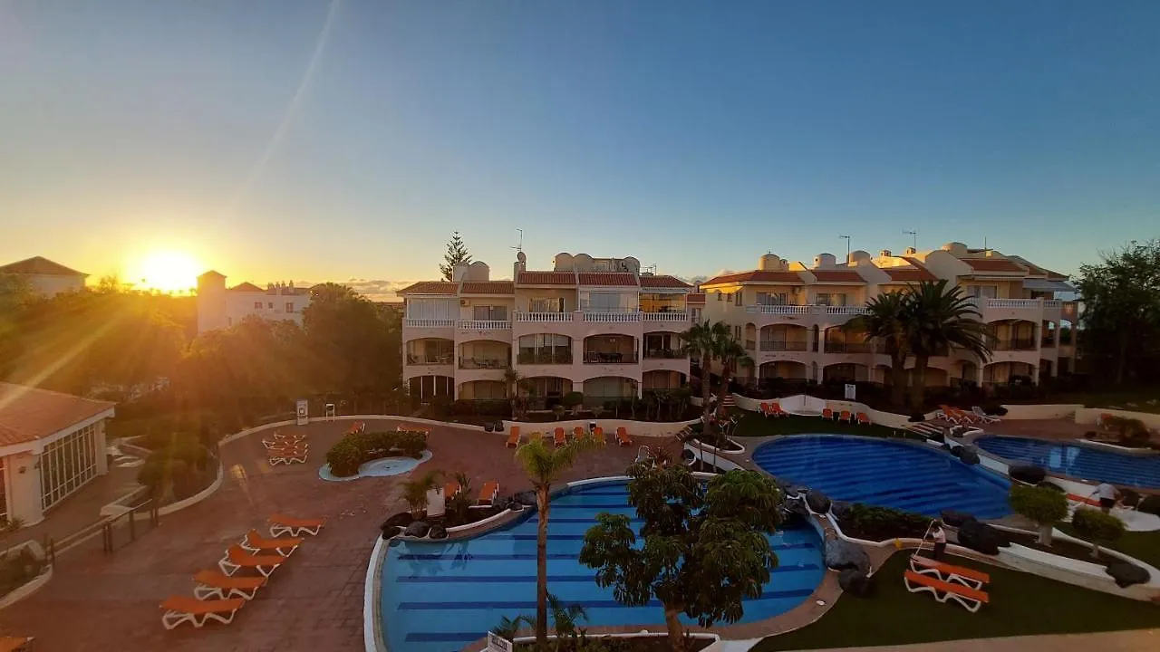 Tenerife Golf Park Apartment 圣米格尔德阿沃纳